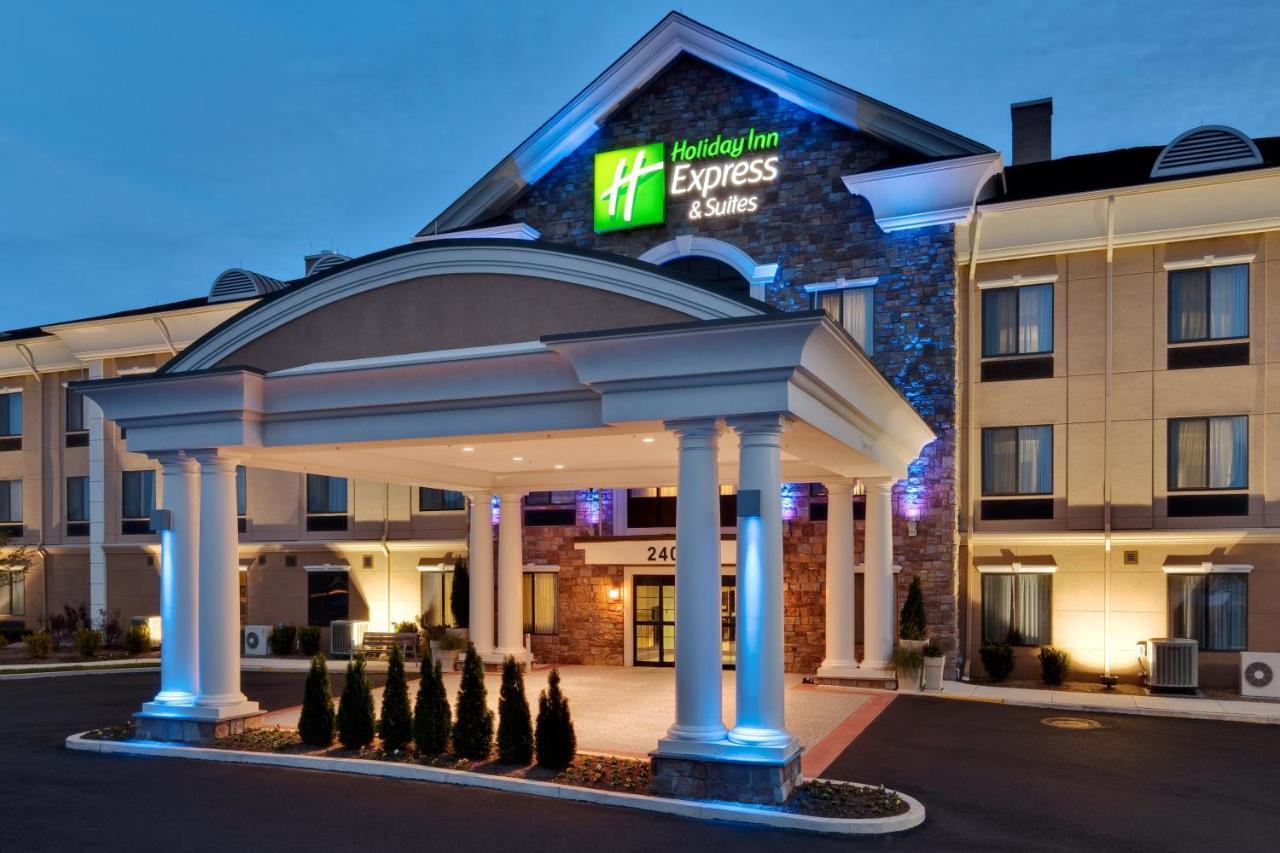 Holiday Inn Express Hotel & Suites Warminster-Horsham, An Ihg Hotel Экстерьер фото